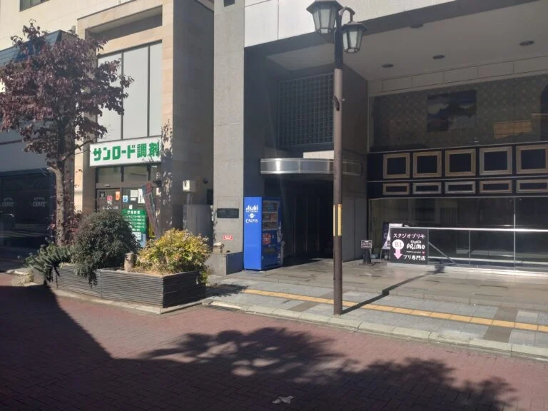 24/7ワークアウト 甲府店　外観画像